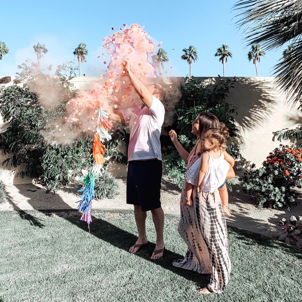 GENDER REVEAL Balloon & powder/confetti!!💙💗
